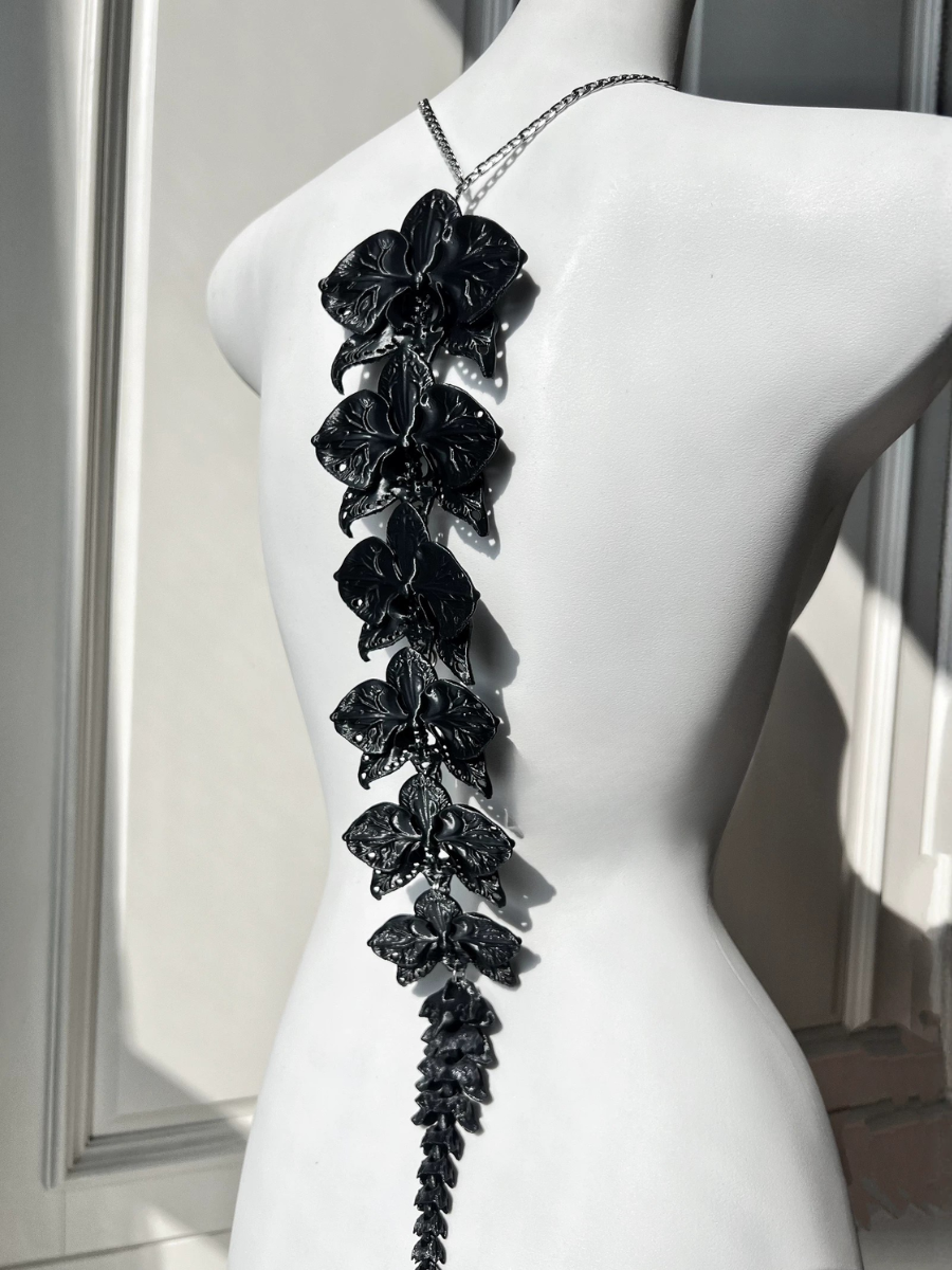 CTRL WORLD Phantom Orchid Spine Back Chain Accessory