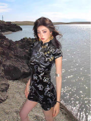 CTRL WORLD Floral Embroidered Velvet Cheongsam