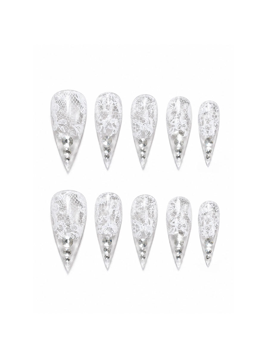 CTRL WORLD  Ice Veil Crystal Fang Press-On Nails